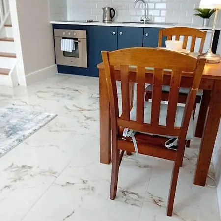 Town Centre Luxury Retreat 아파트 Mountmellick