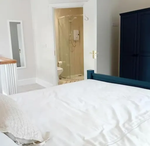 Town Centre Luxury Retreat アパート Mountmellick