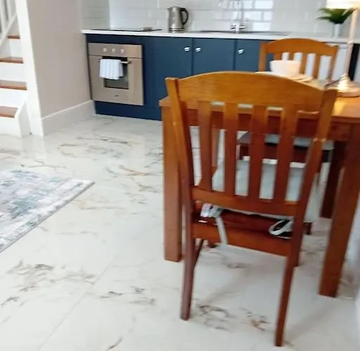 Town Centre Luxury Retreat Apartment *