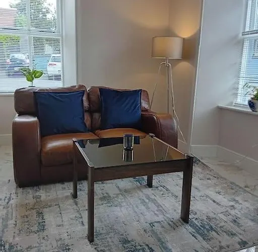 Town Centre Luxury Retreat Διαμέρισμα *